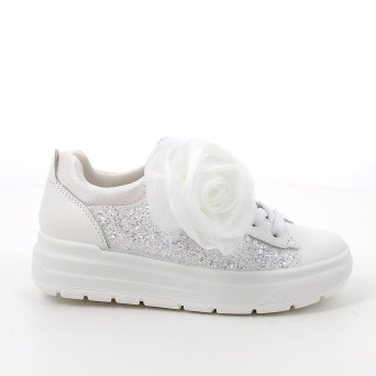 Zapato para niña blanco con velcro