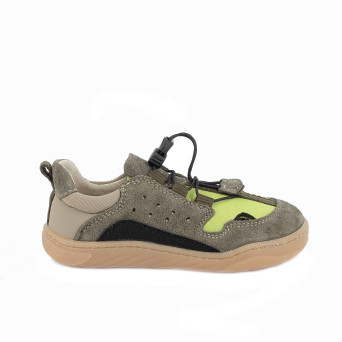 Sneakers da bambino verde con lacci